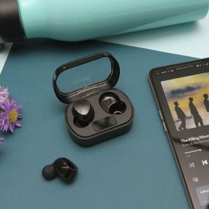AUDÍFONOS CANNAI. personalizada